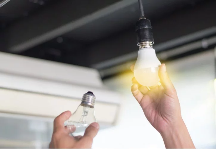 No.59【KOYOの新築】選ぶなら省エネ性！消費電力を抑える「LED照明」の特徴｛四国中央市・新居浜市・松山市・西条市の新築住宅｝