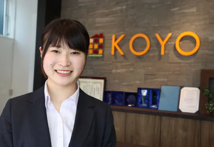 新入社員自己紹介　藤井葵です！よろしくお願いします(*’▽’)
