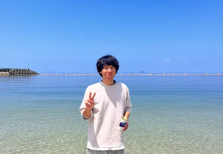 綺麗な海とビール